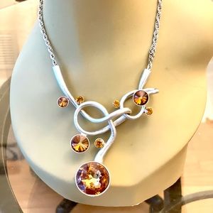 Fashion necklace